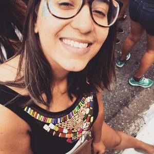 Meet your Posher, Daniela